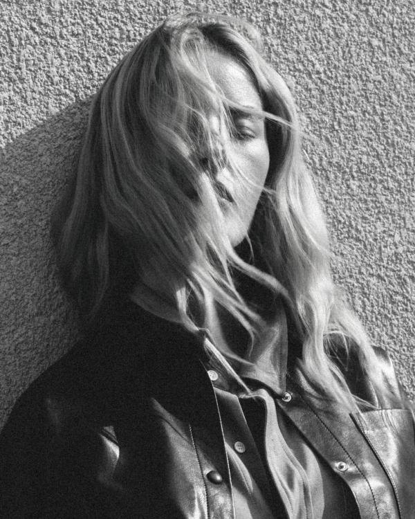 Elena Mosiyko Gallery