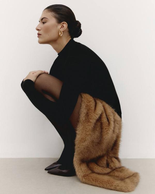 Elena Mosiyko Gallery