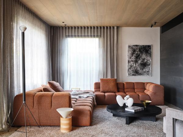 Rhiannon Taylor Gallery